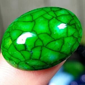 17 Carat Deep Green Dragon Skin Chalcedony!!